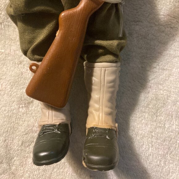 “12” Military Action Figure – Formative Intl – G.I. Joe Style – Green Uniform - Picture 8 of 9